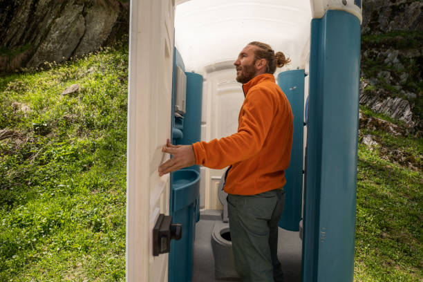 Best Sanitation services for porta potties  in Bannockburn, IL